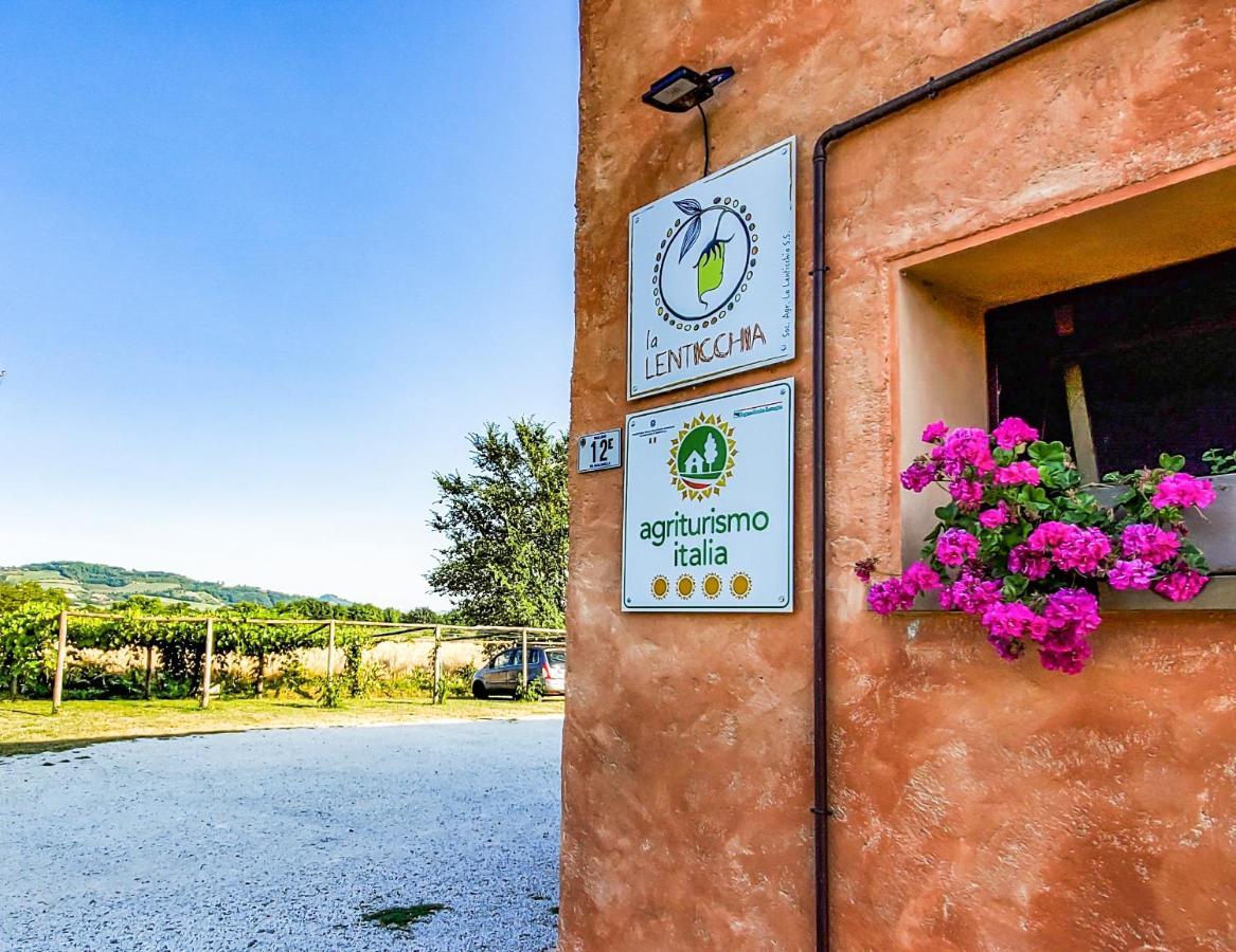 Agriturismo La Lenticchia Фратта-Терме Екстер'єр фото
