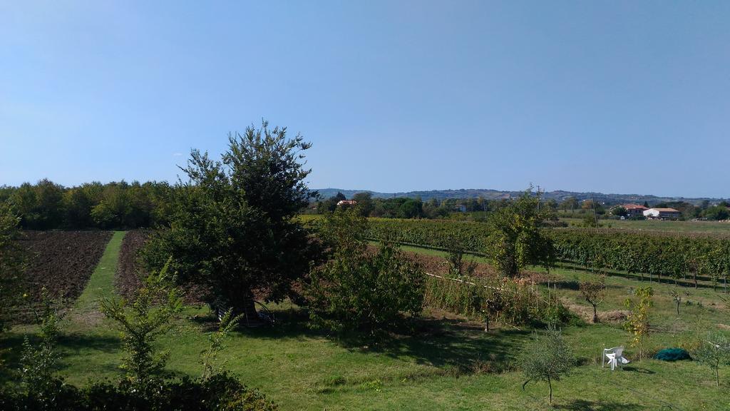 Agriturismo La Lenticchia Фратта-Терме Екстер'єр фото