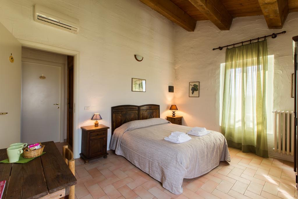 Agriturismo La Lenticchia Фратта-Терме Екстер'єр фото
