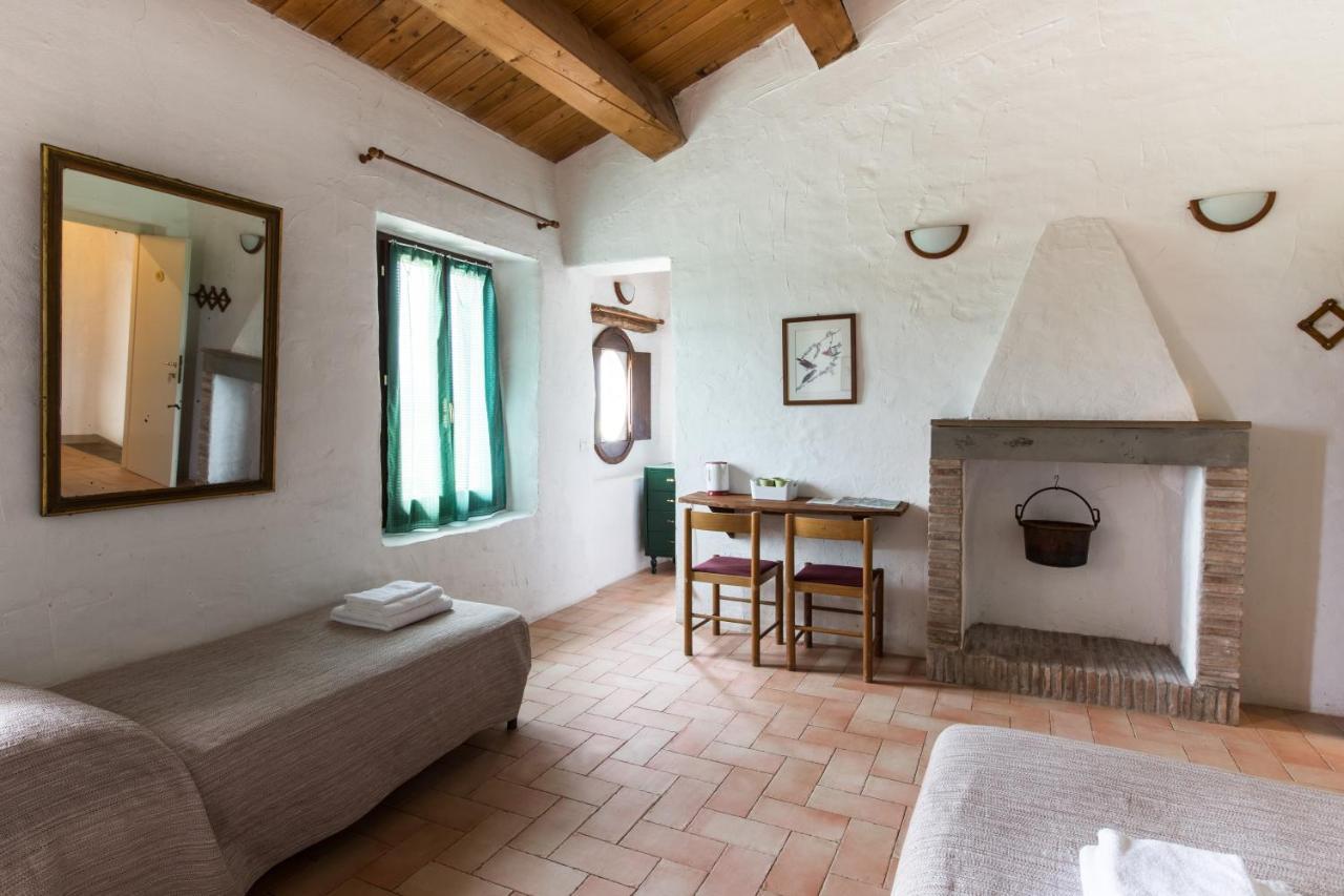 Agriturismo La Lenticchia Фратта-Терме Екстер'єр фото